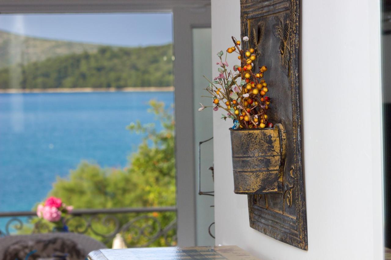 Sea Breeze - Front Sea Apartment Zaboric Dış mekan fotoğraf